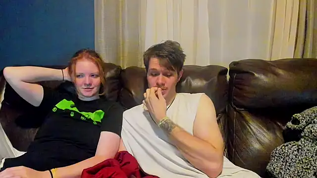 LoversUnleashedXO online show from October 2025 04:13:01 AM