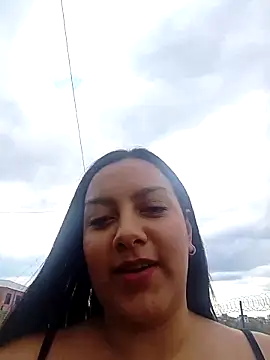 Sexy Nayra outdoors online show from September 2025 08:13:02 PM