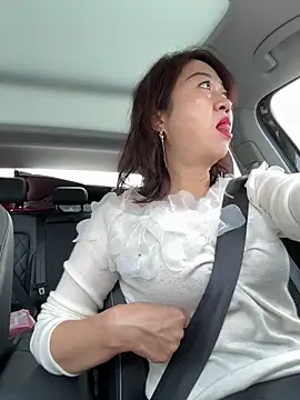 Snapshot of siru-love chatting on November 2025 12:43:02 AM siru-love online show from November 2025 12:43:02 AM