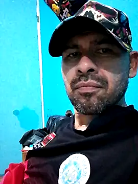 roelbluee226 online show from September 2025 01:49:01 PM