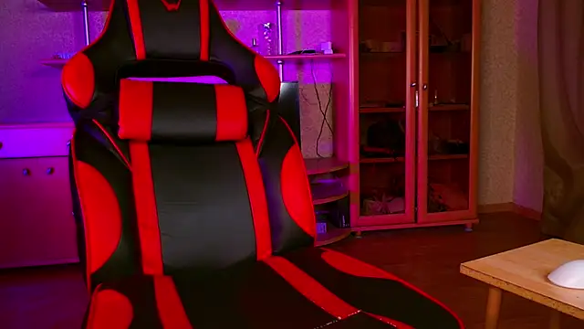 Snapshot of jeffreyue chatting on November 2025 03:55:01 PM jeffreyue online show from November 2025 03:55:01 PM