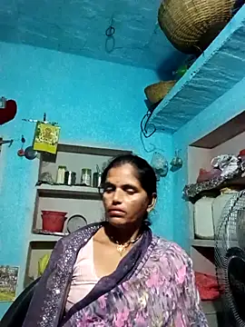 Snapshot of Mohni_cute chatting on October 2025 12:33:02 AM Mohni cute online show from October 2025 12:33:02 AM