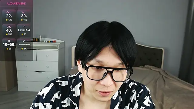 KaiChicken online show from April 2026 07:58:01 PM