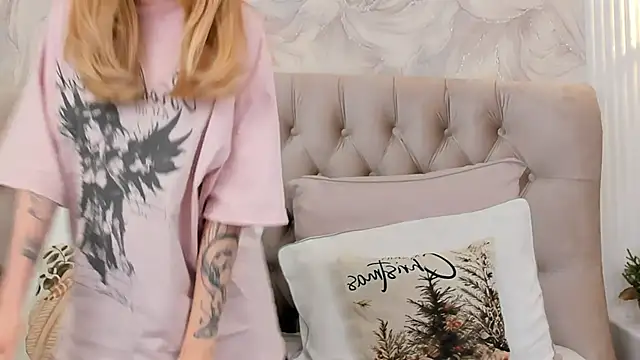 MelissaLiss online show from December 2025 07:53:02 PM