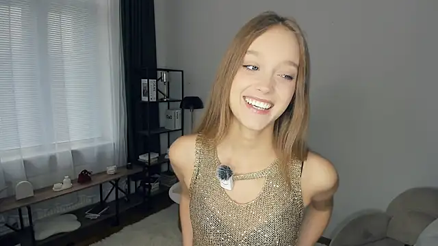 SerrenaAa online show from October 2025 08:04:01 AM