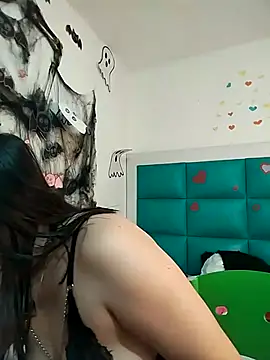 Snapshot of Valentina_Squirt- chatting on November 2025 09:10:01 AM Valentina Squirt- online show from November 2025 09:10:01 AM