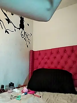 Snapshot of Valentina_Squirt- chatting on November 2025 09:10:02 AM Valentina Squirt- online show from November 2025 09:10:02 AM