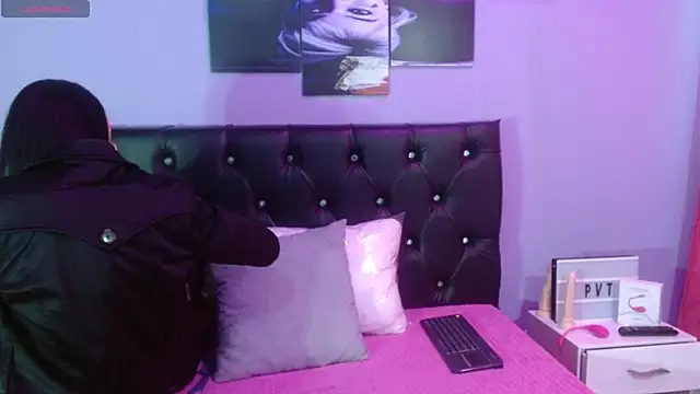 Snapshot of Jazmin_ny chatting on October 2025 02:10:01 PM Jazmin ny online show from October 2025 02:10:01 PM