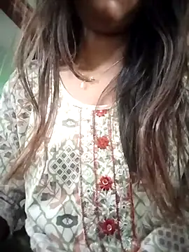 Snapshot of PEEHU-50 chatting on May 2026 01:12:02 AM PEEHU-50 online show from May 2026 01:12:02 AM