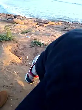 eroer20 online show from February 2026 06:00:02 PM