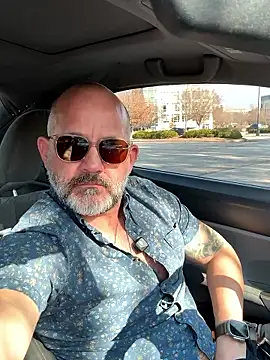 fuckadilf online show from January 2026 05:05:02 PM