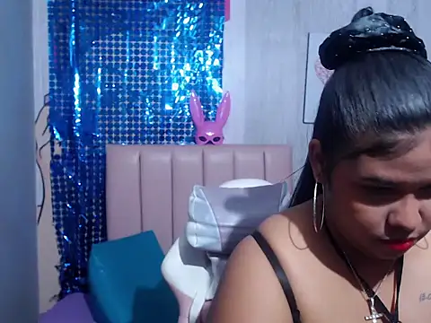 candy sweetrs online show from October 2025 07:32:02 PM