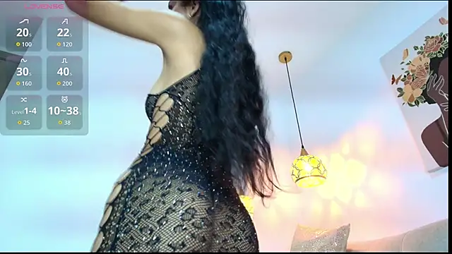 Snapshot of Samara_Smith04 chatting on October 2025 10:51:02 PM Samara Smith04 online show from October 2025 10:51:02 PM