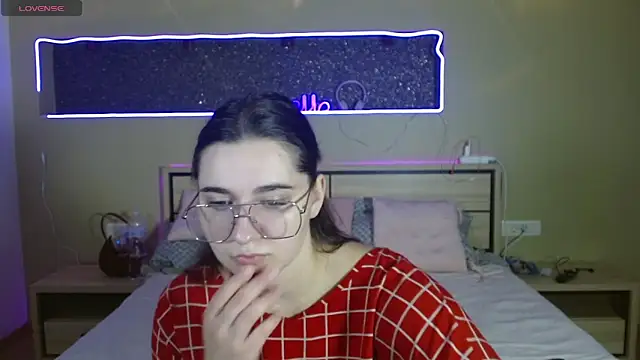 cutieblush online show from October 2025 08:39:02 PM