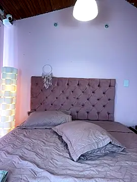 saramooon online show from October 2025 01:37:01 PM