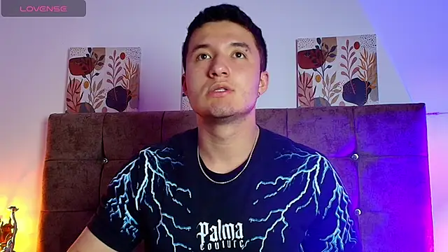 EthanConnor  online show from November 2025 07:03:01 PM