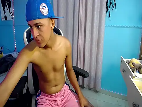 Sebastthian online show from October 2025 01:18:01 PM