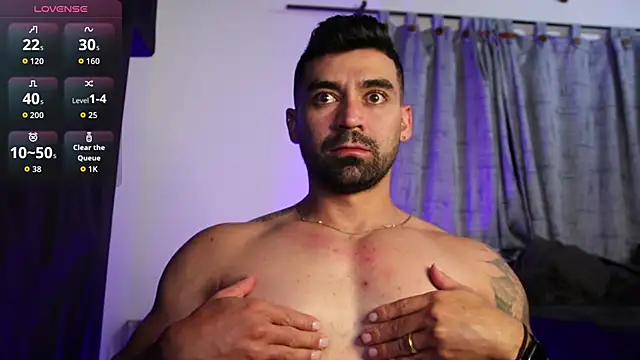 Snapshot of SOY_MIKE chatting on October 2025 02:35:01 AM SOY MIKE online show from October 2025 02:35:01 AM