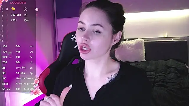 AlmaryKim online show from January 2025 07:53:01 PM