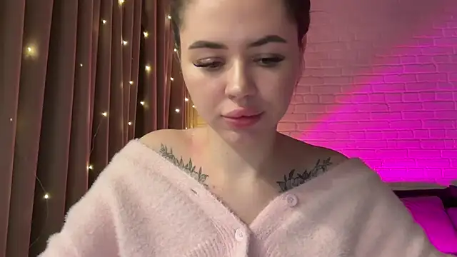 AlmaryKim online show from January 2025 10:16:02 PM