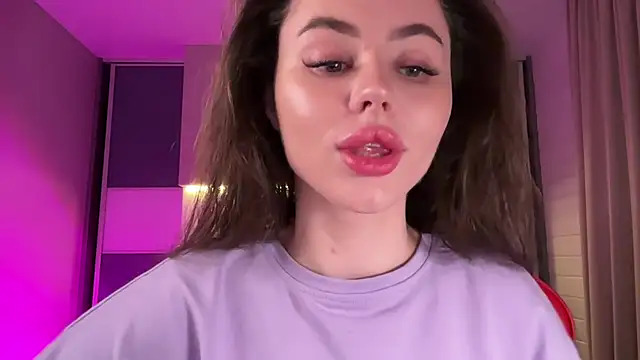 AlmaryKim online show from February 2025 04:14:01 PM