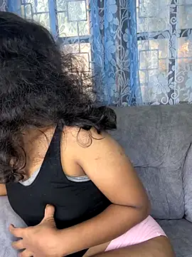 Snapshot of SukiyamaAsia chatting on October 2025 07:44:01 AM SukiyamaAsia online show from October 2025 07:44:01 AM