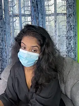 Snapshot of SukiyamaAsia chatting on October 2025 04:45:01 AM SukiyamaAsia online show from October 2025 04:45:01 AM