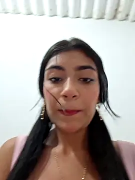 Snapshot of Sweed-virgin-pussy chatting on May 2026 11:17:02 PM Sweed-virgin-pussy online show from May 2026 11:17:02 PM