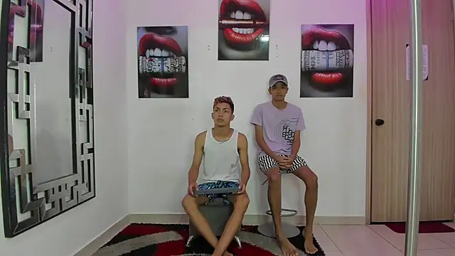 VERY HOT GUYS online show from December 2025 01:27:01 PM