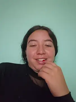 annyaparis online show from November 2025 10:21:02 PM