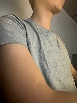 Snapshot of LiamMyst chatting on October 2025 12:08:02 AM LiamMyst online show from October 2025 12:08:02 AM