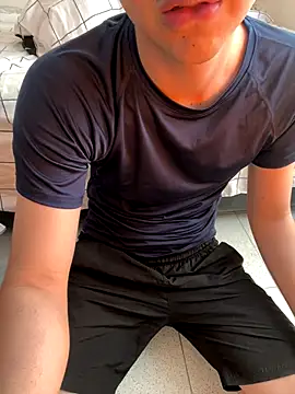 Snapshot of LiamMyst chatting on November 2025 06:30:02 PM LiamMyst online show from November 2025 06:30:02 PM