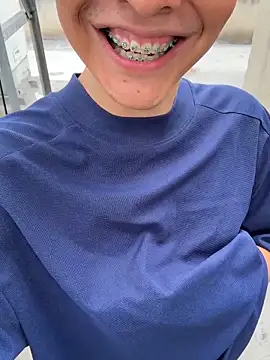 LiamMyst online show from April 2026 03:23:01 PM