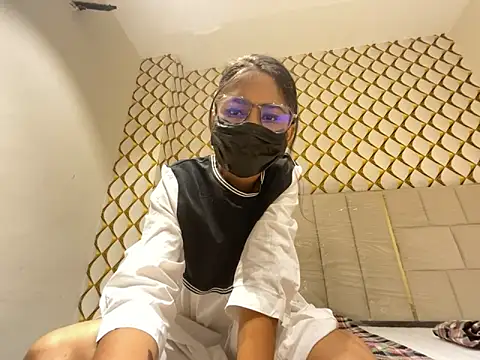 Snapshot of dubyzubygirl chatting on October 2025 04:59:02 PM dubyzubygirl online show from October 2025 04:59:02 PM