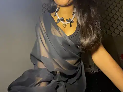 dubyzubygirl online show from February 2026 07:31:01 PM