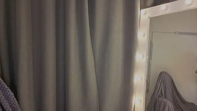 ChloeSammers online show from April 2026 01:48:02 PM