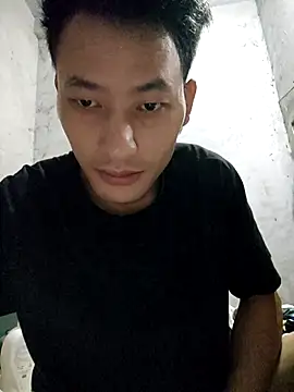 Uh-em95 online show from October 2025 01:02:02 AM