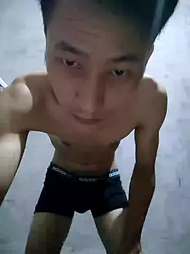 Uh-em95 online show from October 2025 03:53:01 PM