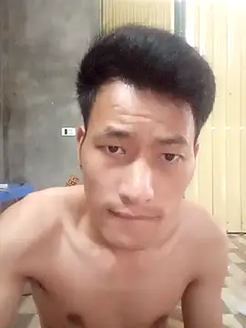 Uh-em95 online show from October 2025 02:11:02 AM