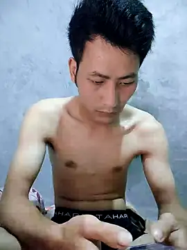 Uh-em95 online show from October 2025 07:31:02 AM