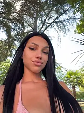 ilariea girl online show from July 2026 01:28:01 PM