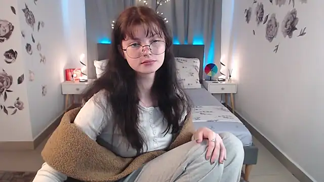 Snapshot of MileyRood chatting on October 2025 11:26:02 PM MileyRood online show from October 2025 11:26:02 PM