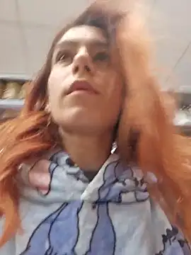 Snapshot of YuriXo chatting on November 2025 09:32:02 AM YuriXo online show from November 2025 09:32:02 AM