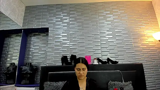 Snapshot of ChloeMorelli chatting on October 2025 02:22:02 AM ChloeMorelli online show from October 2025 02:22:02 AM