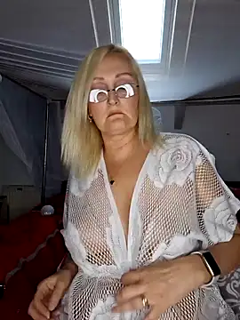 Jenny Blum online show from October 2025 03:12:02 PM