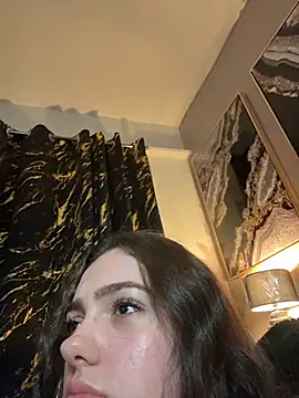 Victoria6989 online show from February 2026 08:43:01 PM