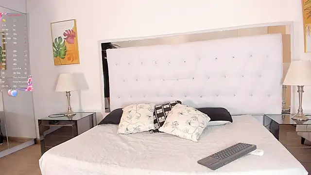 Snapshot of Peyton_louise chatting on October 2025 12:02:01 PM Peyton louise online show from October 2025 12:02:01 PM