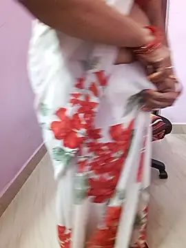 Snapshot of Tamil_Ammani chatting on October 2025 04:55:01 AM Tamil Ammani online show from October 2025 04:55:01 AM