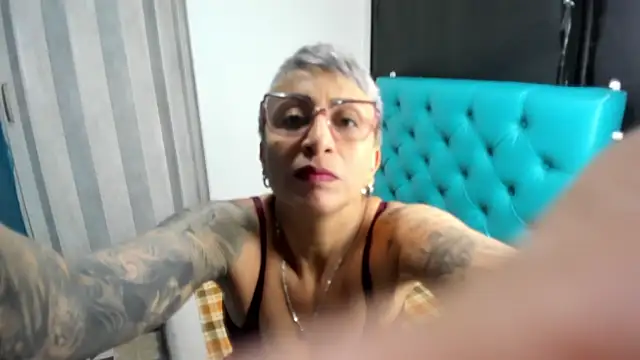 Charlotte  Gray online show from December 2025 12:20:01 PM