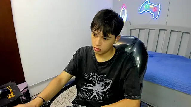 StiwenTwink online show from November 2025 01:55:02 PM